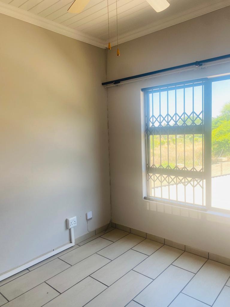2 Bedroom Property for Sale in Gateway Manor North West